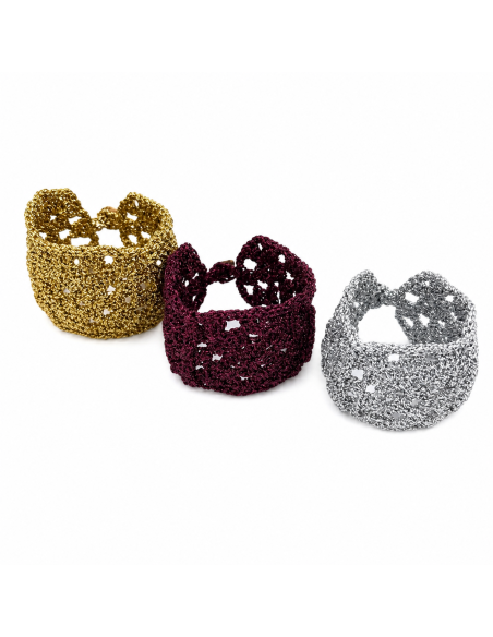 Brazalete artesanal de crochet en hilo lurex