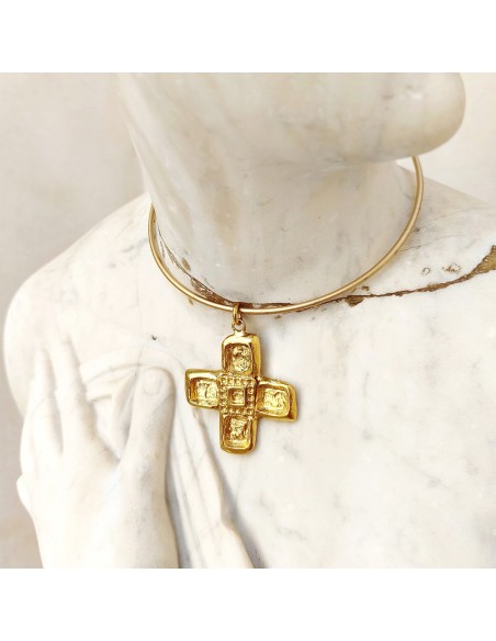 Collar choker cruz bizantina dorada | Joyería artesanal