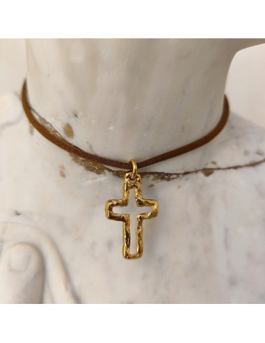 Collar cruz dorada artesanal | Cruz Luz de Guía