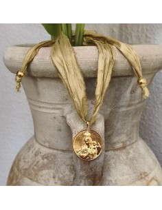 Escapulario del Sagrado Corazón y la Virgen del Carmen con cordón de seda y medalla de doble cara. 2