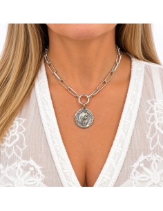 Medalla Virgen de Fátima | Collar religioso dorado y plateado | Mis Girasoles