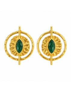 Pendientes Helena en color verde, con aro dorado y detalles de textura artesanal. 2