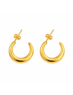 Pendientes Luna Dorados de aro grueso y acabado brillante lucidos en la oreja 2